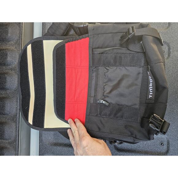 Lightly Used - Timbuk2 Smaller Photography Messenger Bag - Black EUC - Picture 8 of 16